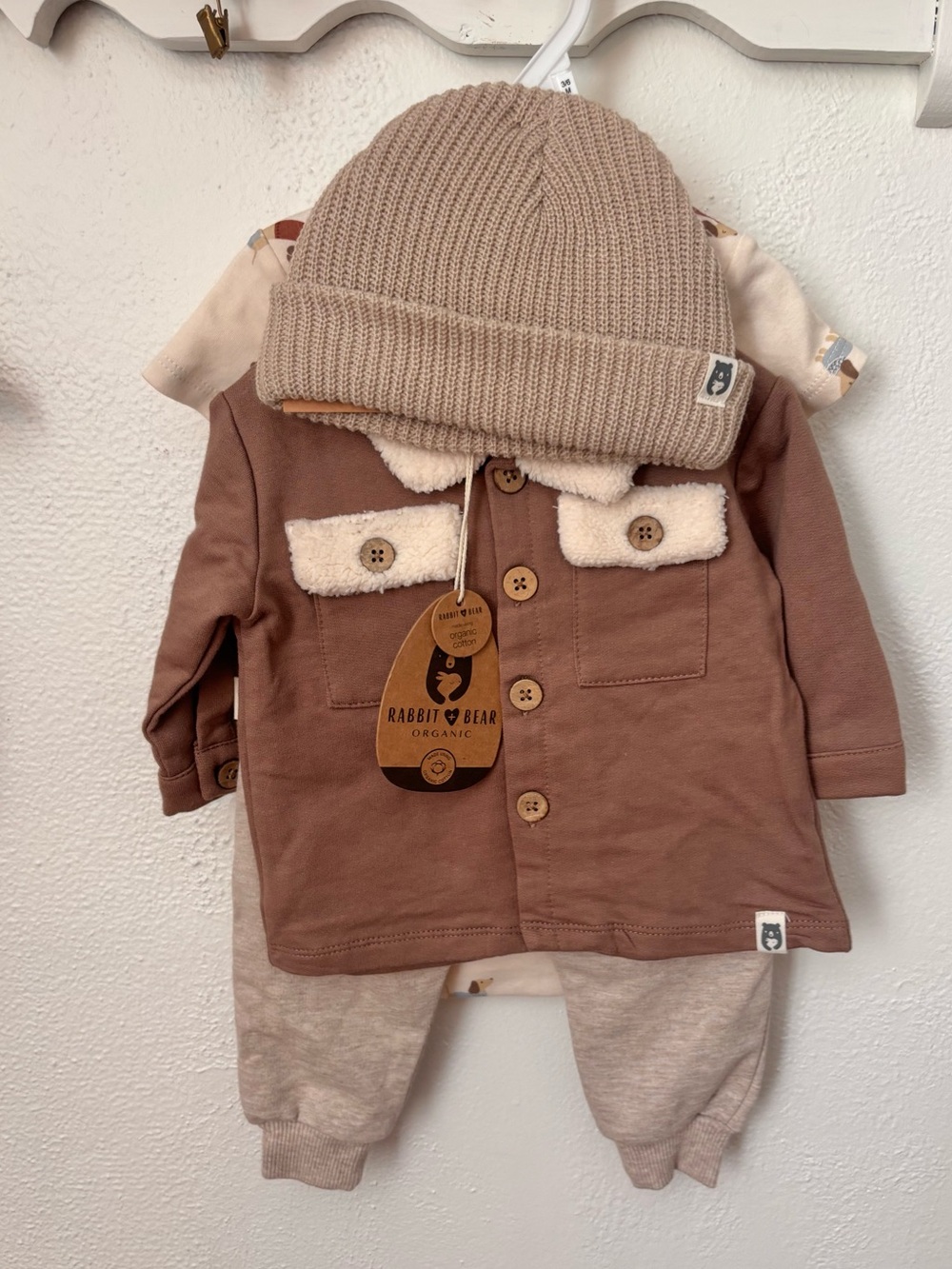 Rabbit + Bear Organic Cotton 4-Piece Baby Set 3-6M NWT Fall Winter Outfit